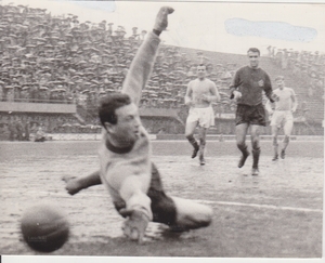 30mar58y.jpg