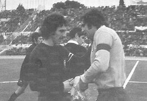 8dic74b.jpg