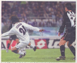 13mar03a.jpg