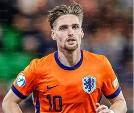 Taylor con la maglia della nazionale