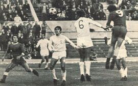 Chinaglia colpisce di testa in area blucerchiata