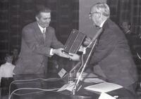 Riceve il premio Seminatore d'oro