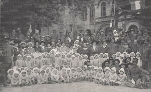 Aslazi bambini.jpg