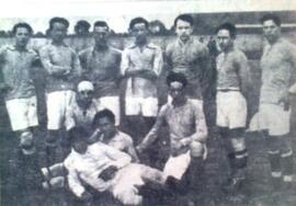1922/23 - da sin. in piedi: Filippi, Maneschi, Faccani, Parboni, Dosio, Saraceni (II), Orazi (I); accosciati: Saraceni (I), Fraschetti; sdraiati: Agazzi, Bernardini.