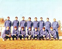 Campionato Primavera 1964/65 - In piedi da sinistra: Bartoli Luigi, Girardi Maurizio, Vuerich Roberto, Piccinini Giovanni, Volpi Luciano, Testa Alberto, Sassaroli Gianni, All. Flamini (Flacco). Accosciati da sinistra: Massaggiatore Sciò Franco, Gagliardi Roberto, Muto Sebastiano, Nobili Luigi, Marchetti Mario, Pazzelli Luigi, Masiello Giovanni.