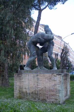 Statue bronzo.jpg