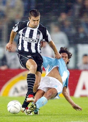 26nov03a.jpg