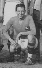 Arturo Chini Ludueña con la maglia della Nazionale