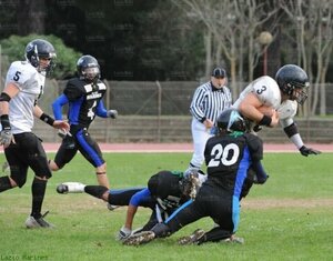 Marines vs barbari.jpg