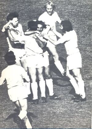 12nov72l.jpg