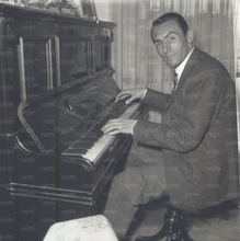 Pinardi al pianoforte