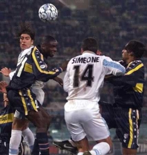 13feb00a.jpg
