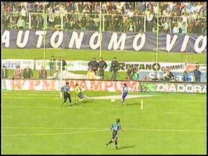 16apr00ag.jpg