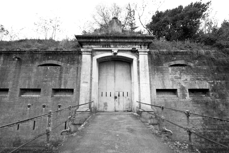 File:Forte bravetta.jpg