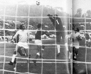 19dic71a.jpg