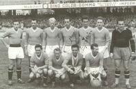 Sampdoria-Lazio del 19 ottobre 1952. Di Fraia è il penultimo in piedi vicino al capitano Sentimenti IV