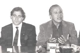 Giorgio Chinaglia e Juan Carlos Lorenzo in conferenza stampa