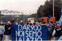 Striscione dei tifosi che ricorda i natali della Lazio