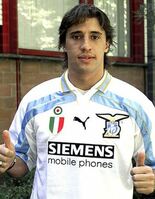 Hernan Crespo con il "Double" sulla maglia nella stagione 2000/01