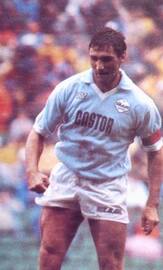 Bruno Giordano con la fascia da capitano