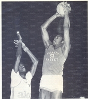 George Johnson nel 1975