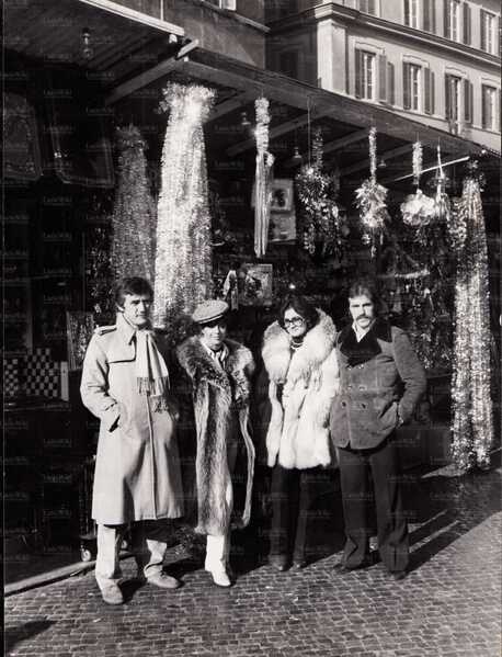 File:ImmagineCordovaLopezNatale.jpg