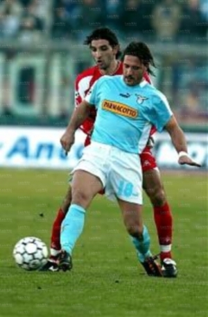 14dic03a.jpg