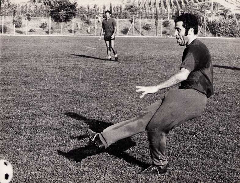 File:Ritiro1968Morrone.jpg
