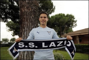 Hernanes3.jpg