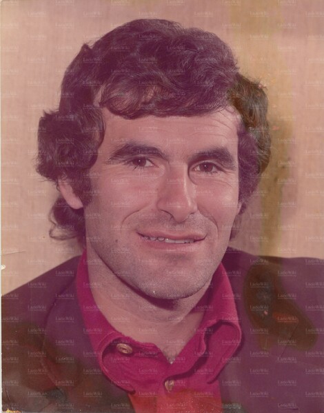 File:Petrelli1974.jpg