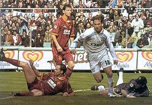 25mar00a.jpg