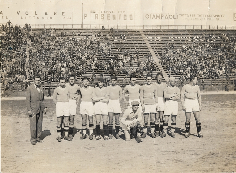 File:10apr1932Formazione.jpg